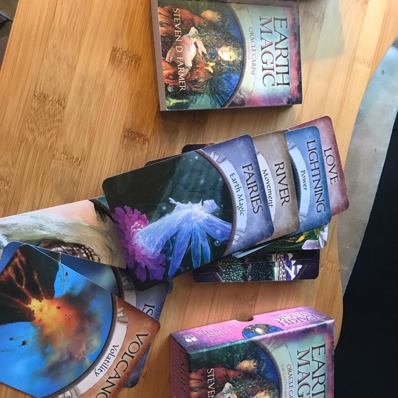 Earth Magic, oracle deck by Steven D. Farmer - Picture 2 of 5